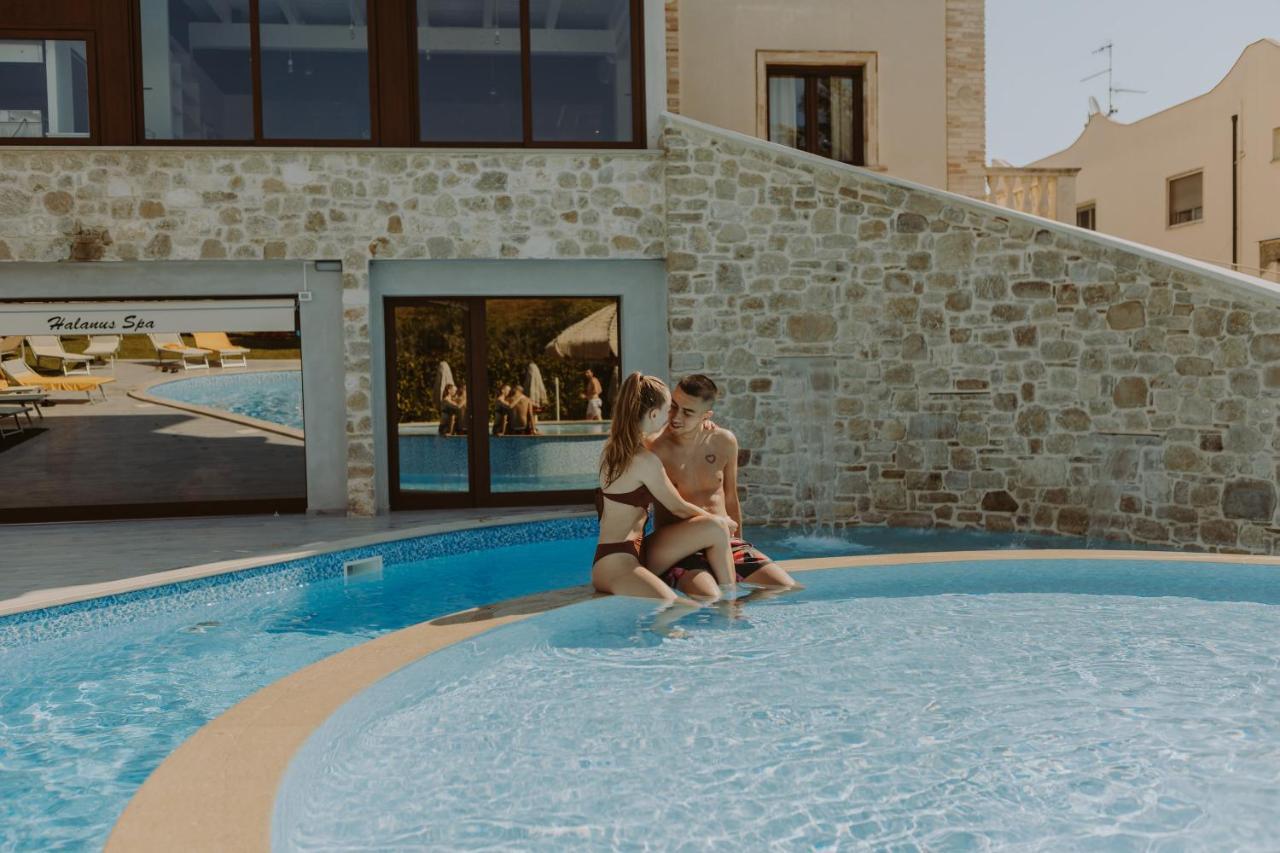 Halanus Hotel And Resort Alanno Exterior foto